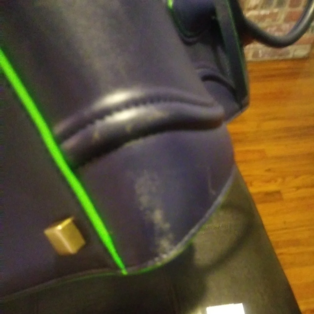 💯 AUTH Celine  Phantom handbag